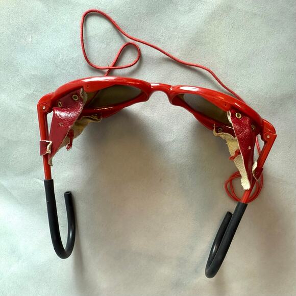 Vintage Foster Grant Red Mirror Lens Leather Binders Sunglasses - Picture 3 of 3